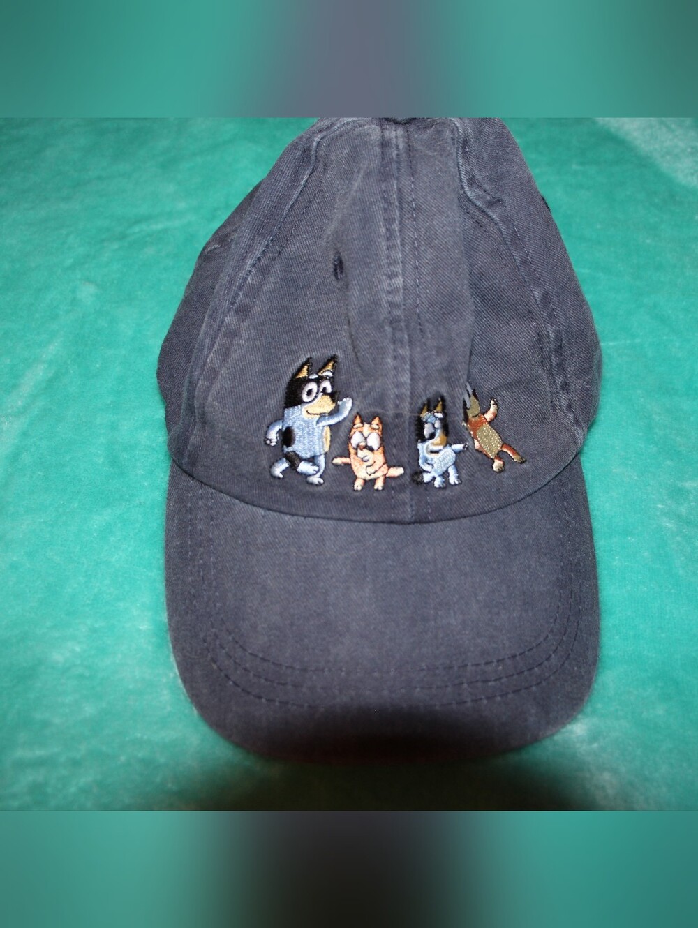 Bluey hat - Picture 2 of 5